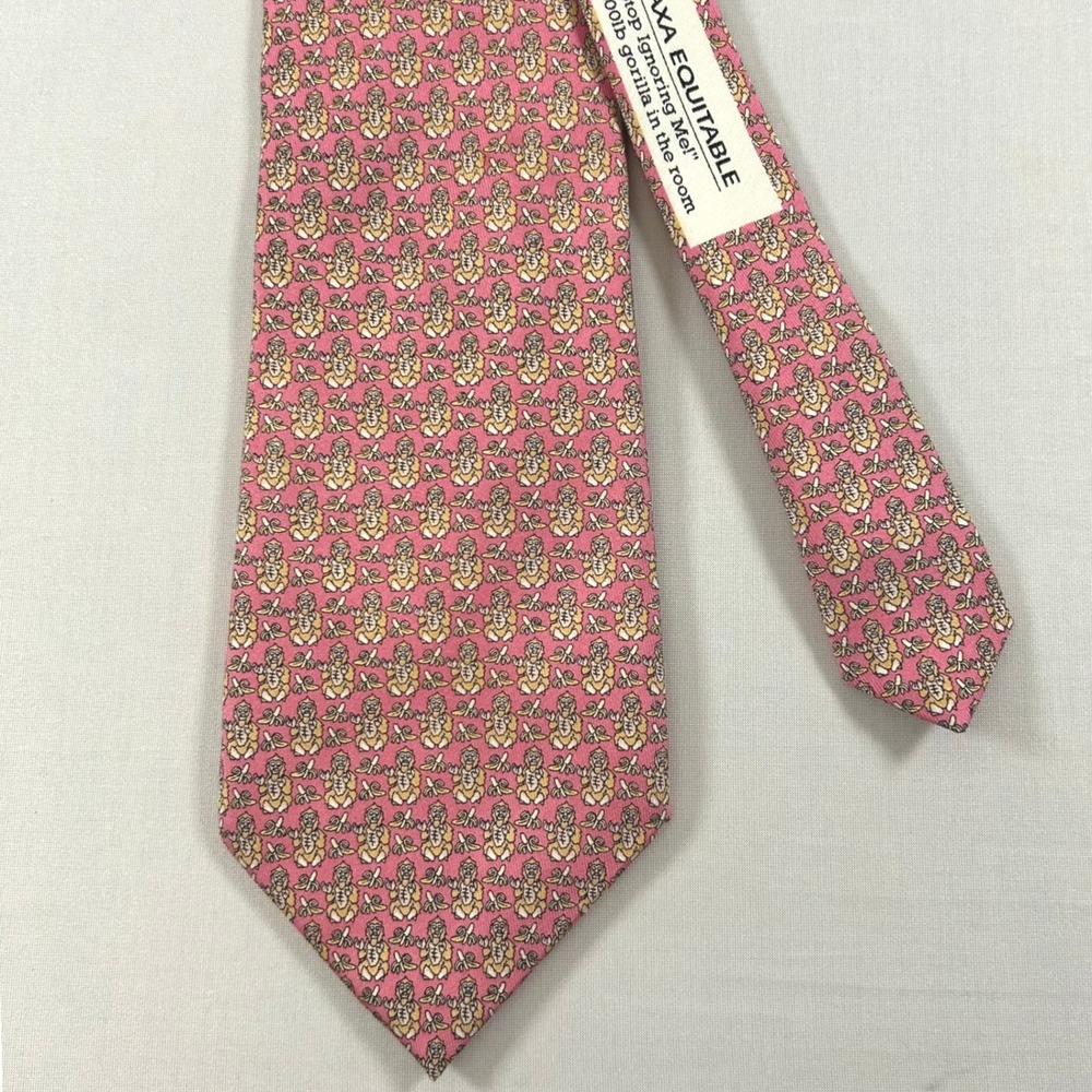 Vineyard Vines Tie Mens Pink Gorilla Banana 100% Silk Custom Collection AXA - Picture 1 of 7